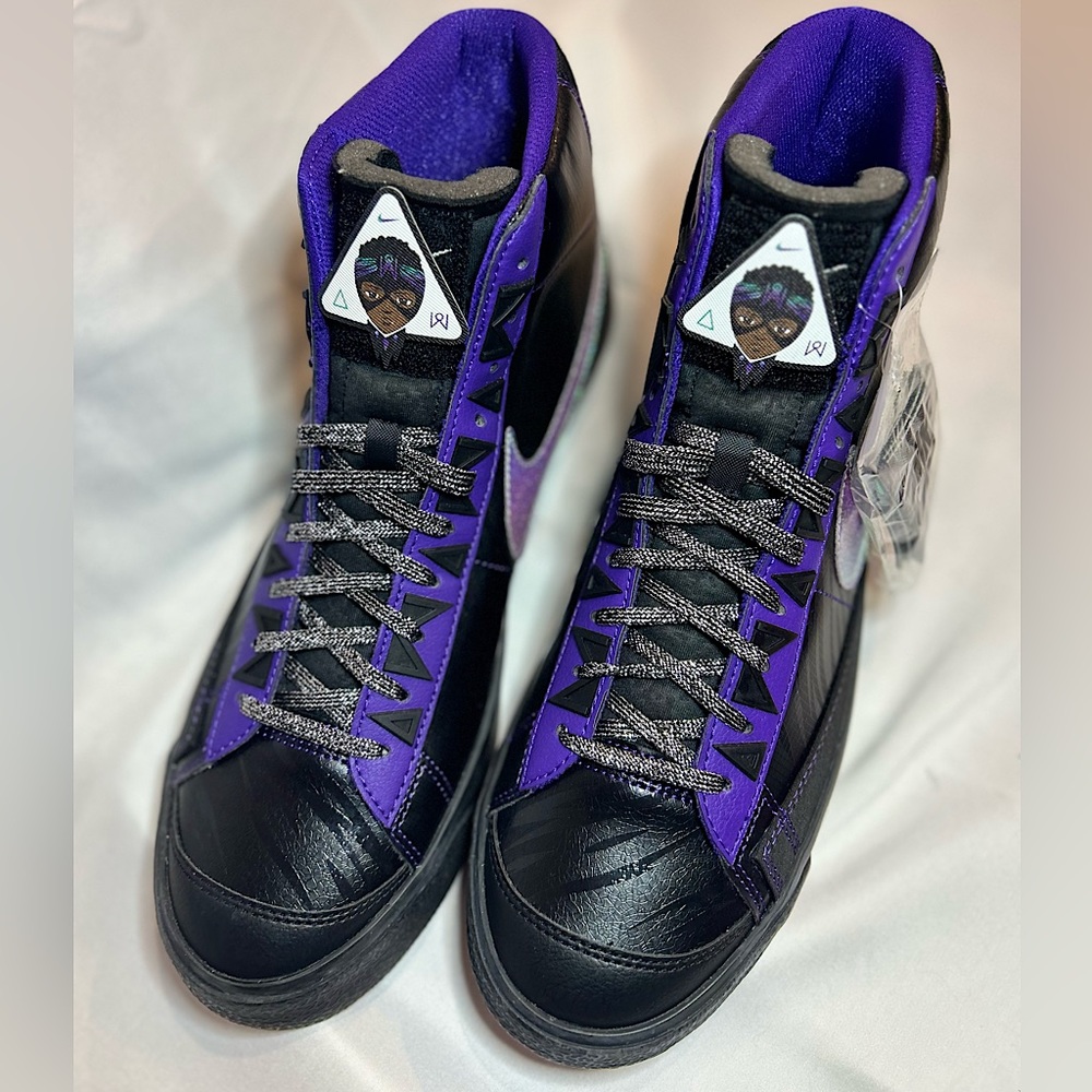 Men’s Nike Shoe, Blazer Mid ‘77 Doernbecher Freestyle, Size 10.5,NEW